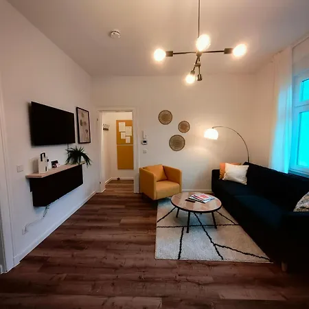 Apartamento 250m Rhein - Ruhiges Naehe Hbf -k-111- By Interhome
